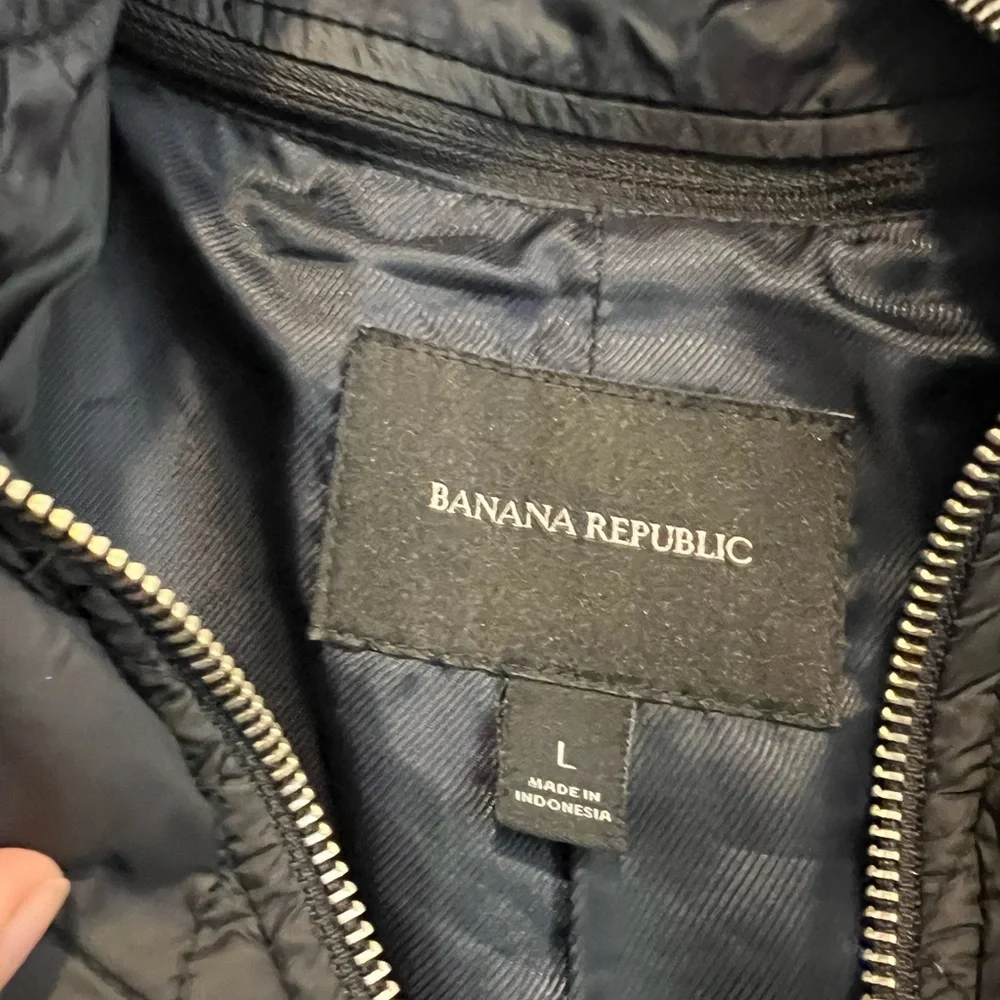 Banana Republic Men's Dark Trench Coat with Quilted Lining
